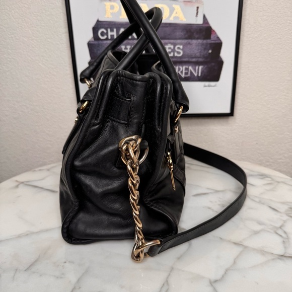 MICHAEL KORS HAMILTON BLACK QUILTED LEATHER GOLD LOCK&KEY SATCHEL BAG - Picture 6 of 10